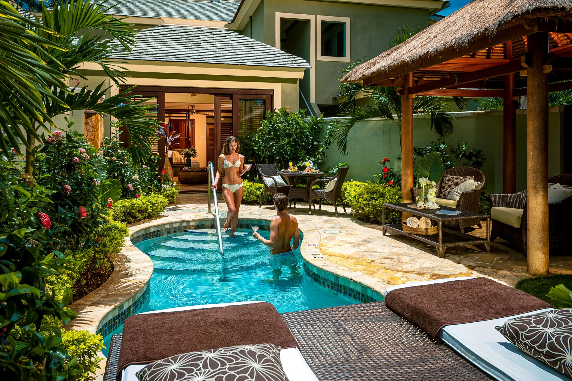 10 Most Romantic Caribbean Honeymoon Suites Sandals 4356