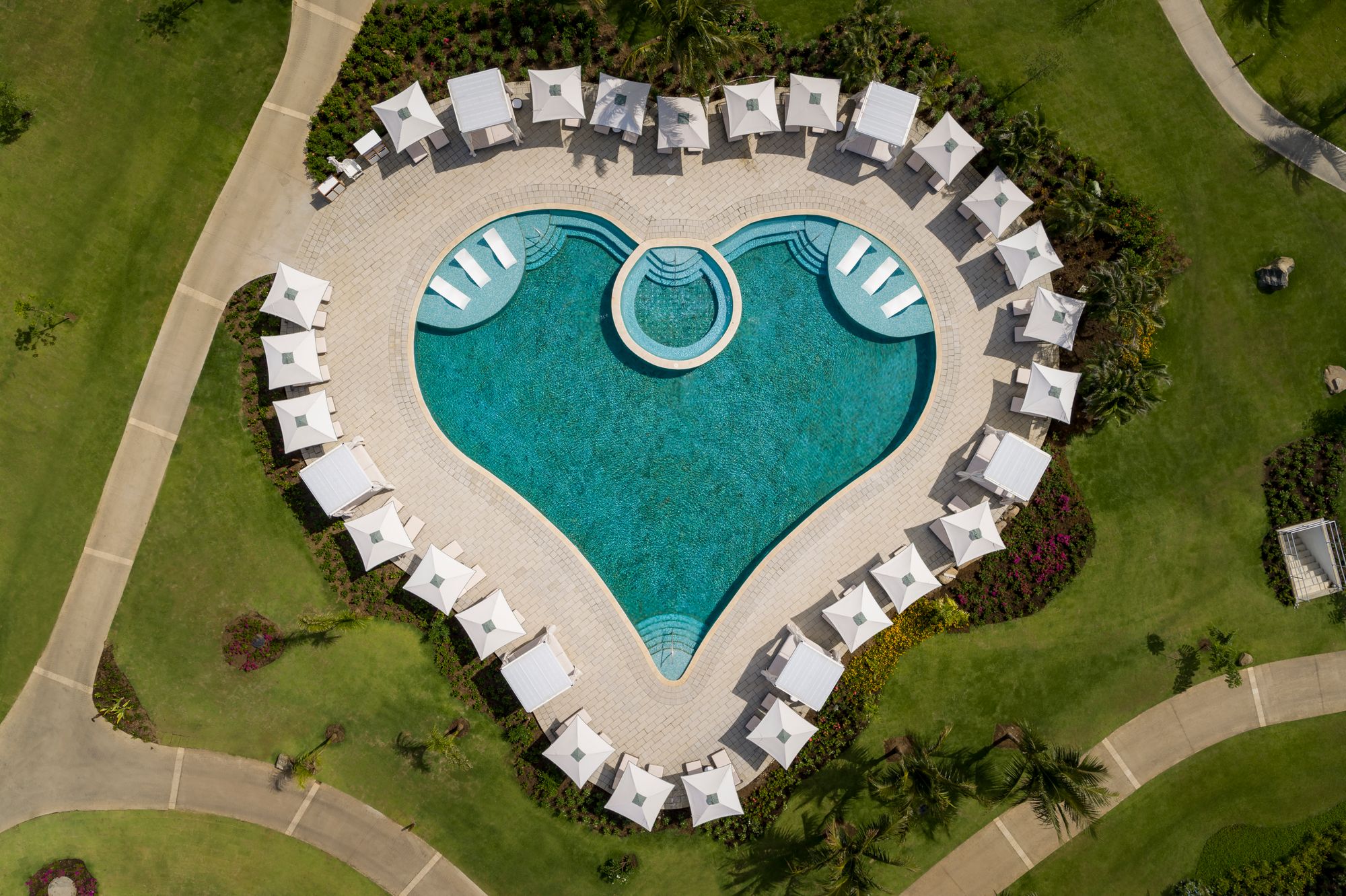 Sandals-SSV-HeartPool-Aerial-1