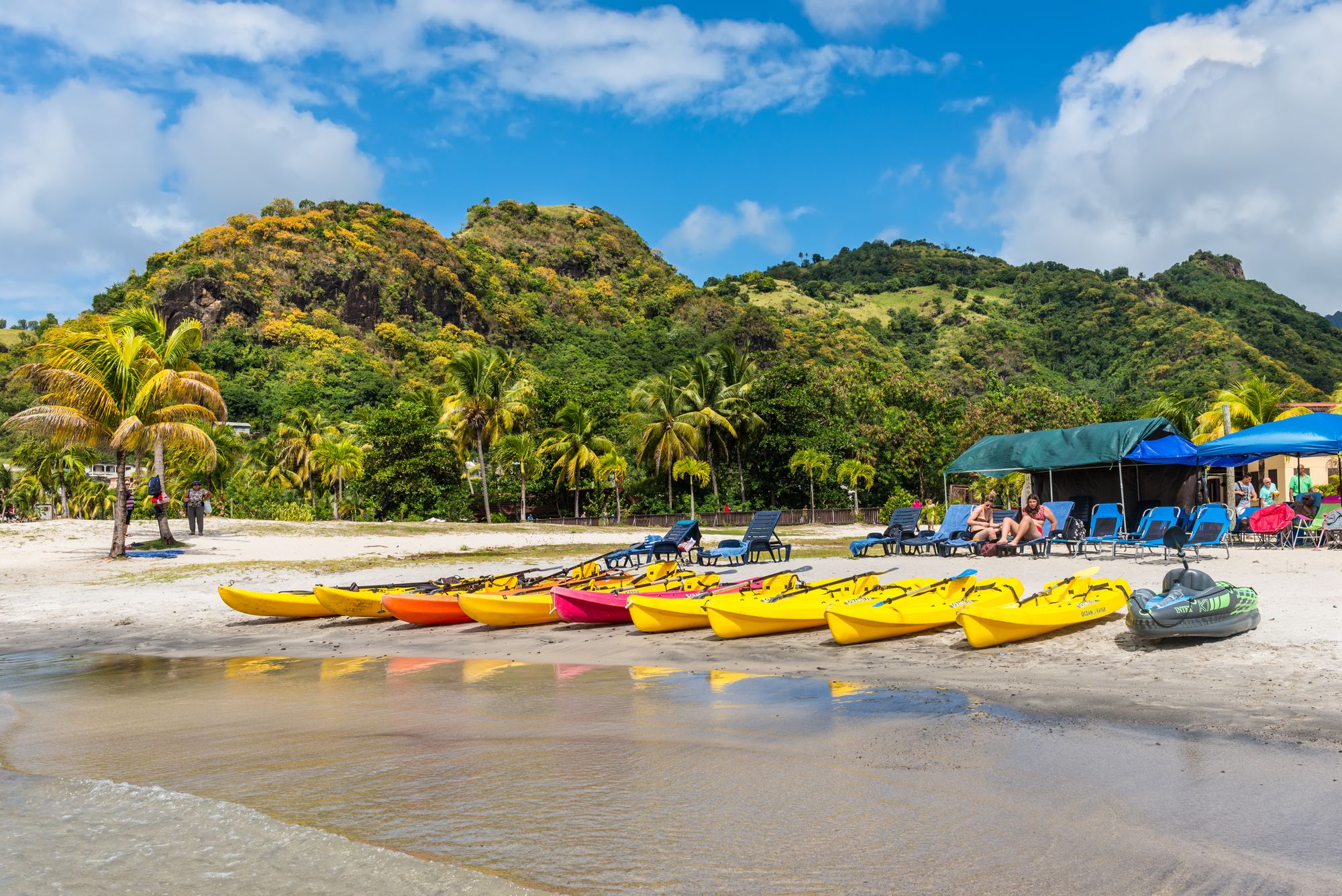 Island Gems In Plain Sight: The Best Beaches In Saint Vincent & The Grenadines!