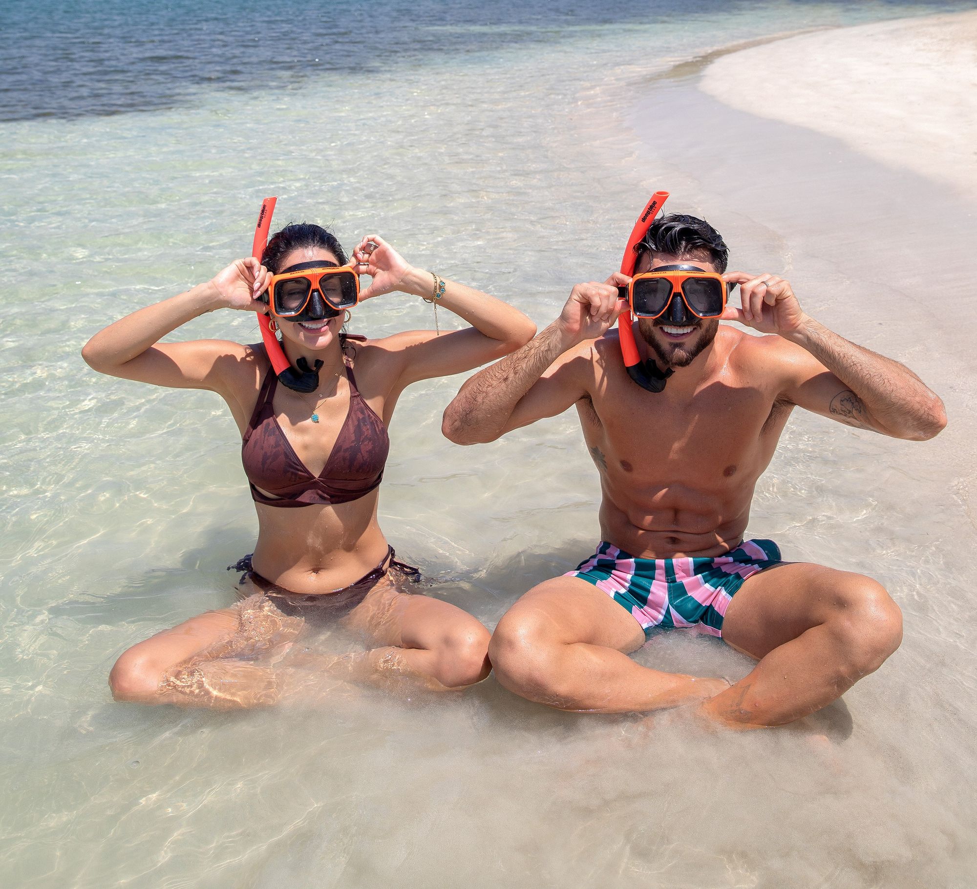 beach-couple