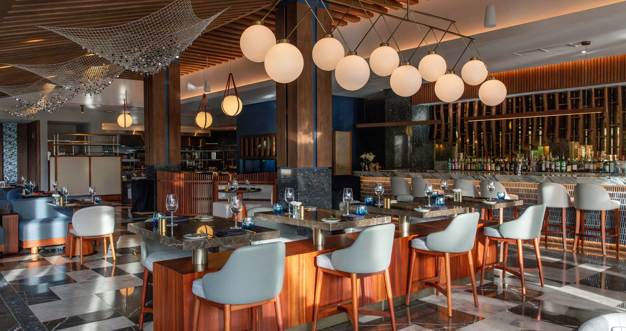 Crop-Sandals-Saint-Vincent-and-the-Grenadines---Scrimshaw--BK-6