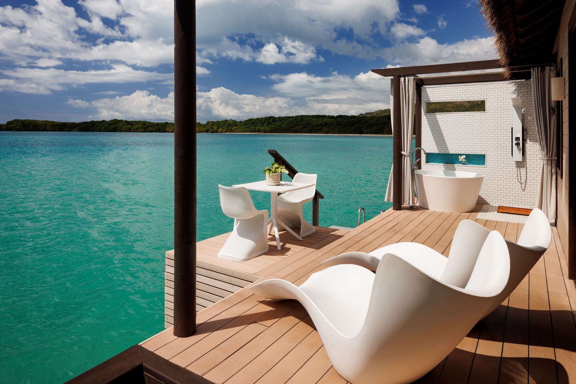 SGL-Room-OWB-Patio-Oceanview