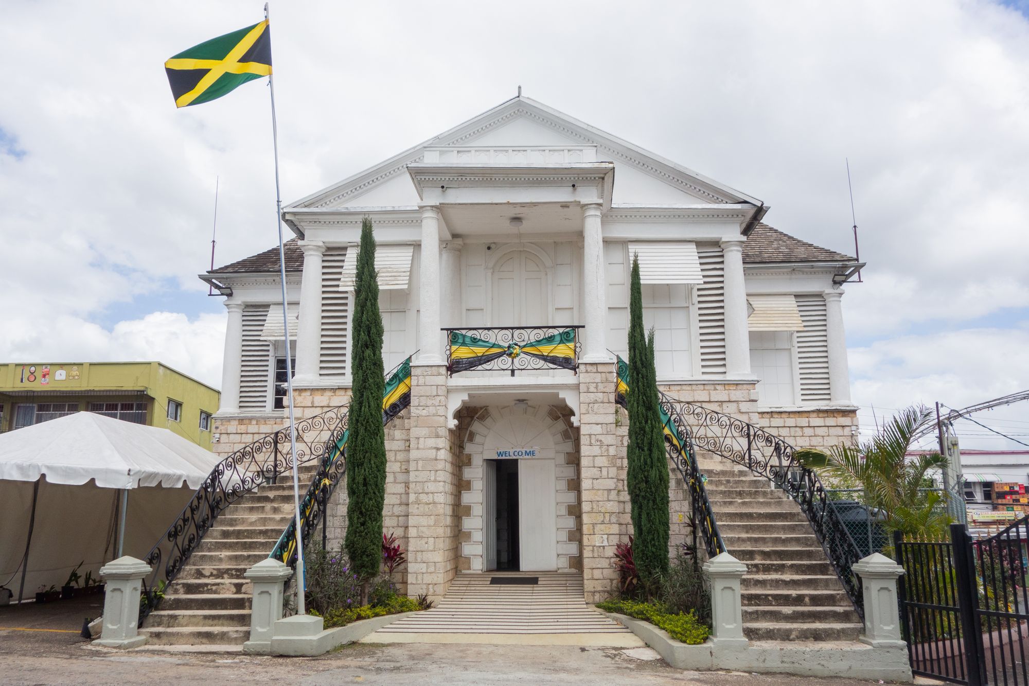 shutterstock_2623968523